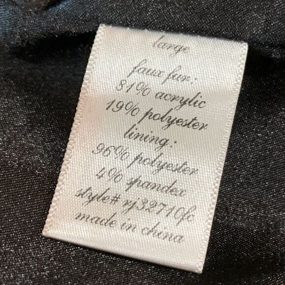 𝅺GRAY & Black Faux Fur Vest One Hook/Eye Closure Sz L - Picture 11 of 12